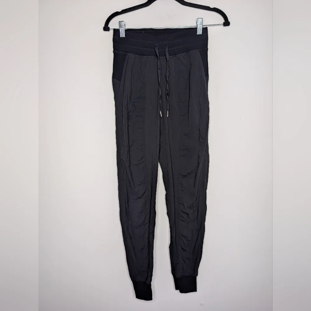 lululemon athletica easy comfortable